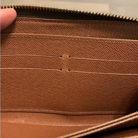 LV zippy wallet - Picture 7 of 14